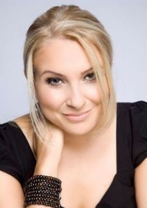 anna-large-image3-212x300-212x300